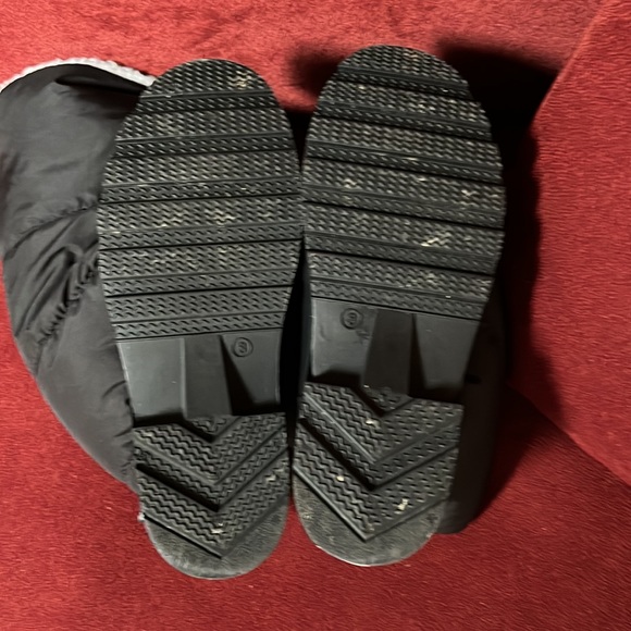 EUC. Dirty Laundry quilted boots. - Picture 11 of 13